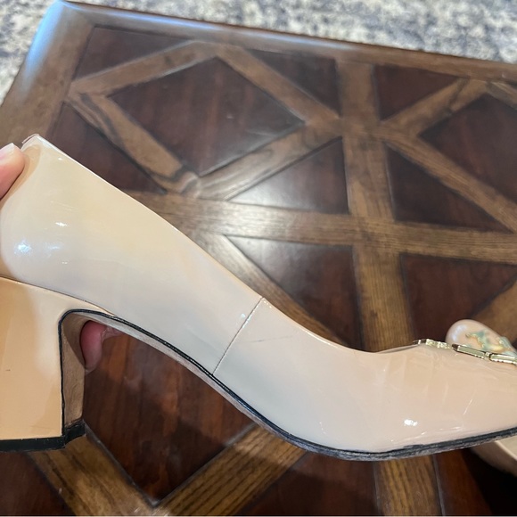 Tory Burch Raleigh Nude Pumps, size 7M - Picture 3 of 16